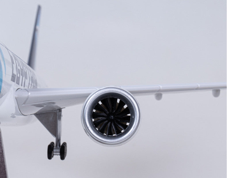 47CM 1:157 EGYPTAIR BOEING 777-300ER Plane Landing Gears Resin Aircraft Model