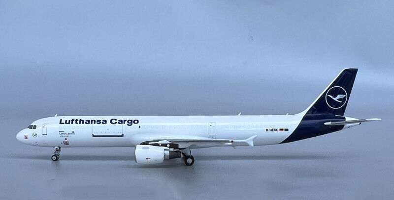 1:400 NG Model Lufthansa AIRBUS A321 Passenger Airplane Diecast Aircraft Model