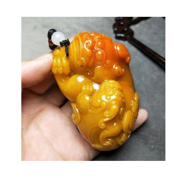 New Chinese Antique Natural Huanglong Jade Carved Pixiu Necklace Pendant
