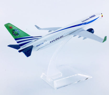 16CM Aires Colombia Boeing 737-800 Passenger Airplane Diecast Aircraft Model