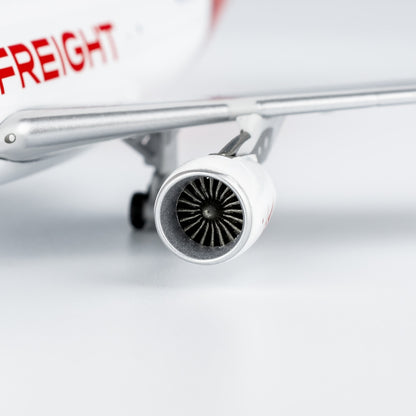 1:400 NG Model QANTASFREIGHT AIRBUS A330-200 Airplane Diecast Aircraft Model