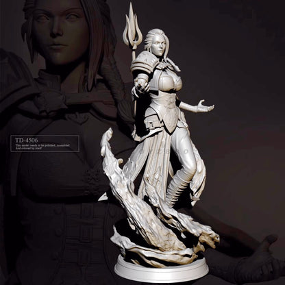1/35 resin figure model kit Fantasy Mage Gianna Unassembled Unpainted