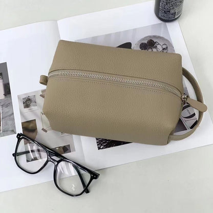 Customized Letters Wash Bag Large Genuine Leather Travel Cosmetic Bags 20*8*8 CM