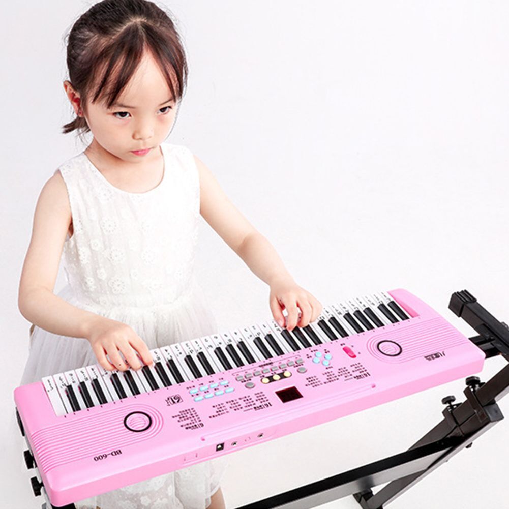 Electronic Piano 61 Keys Portable Digital Keyboard With Microphone Instrument