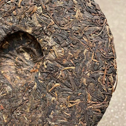 2004 Haiwan Yun Nan Wild Tea Aged Puer Cake Tea Puerh Raw Pu-erh Tea 357g Raw