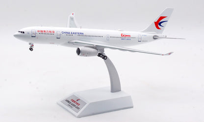 1:200 Aviation CHINA EASTERN AIRBUS A330-200 Passenger Airplane Diecast Model