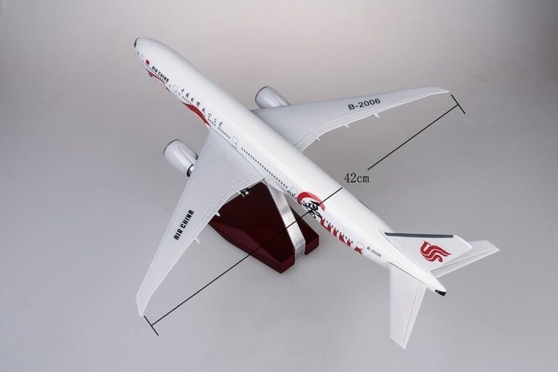 1:157 47CM AIR CHINA BOEING 777-300ER Plane Landing Gear Resin Aircraft Model