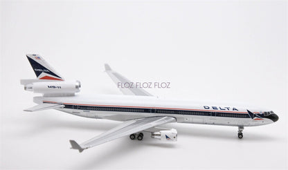 Phoenix for DELTA Airlines MD-11 N806DE 1:400 Aircraft Pre-built Model