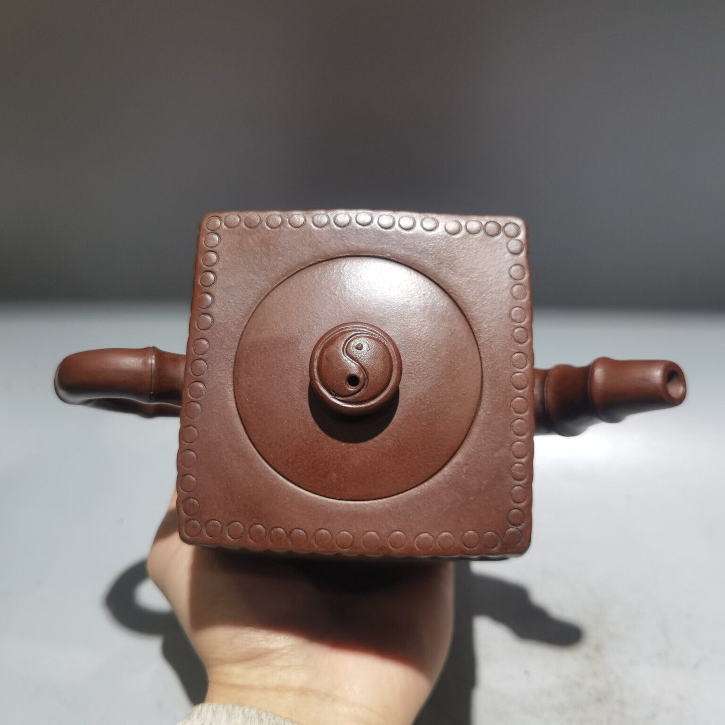 Chinese Yixing Zisha Clay Handmade Exquisite Teapot （一捆竹壶 底款：宜兴出品 )