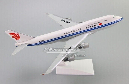 1:200 35CM AIR CHINA BOEING 747-400 Passenger Airplane ABS Plastic Plane Model