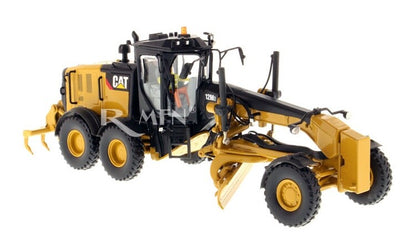 1:50 DM 12M3 Motor Grader Construction Vehicles Equipment Machine Diecast Model