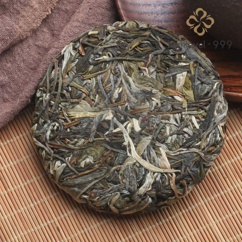 100G Yunnan Pu'er Tea Ancient Tree Raw Pu'er Cake Pure Tea -