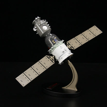 1:45 38CM China Tiangong-2 Space Station Spacecraft Diecast Aerospace Model