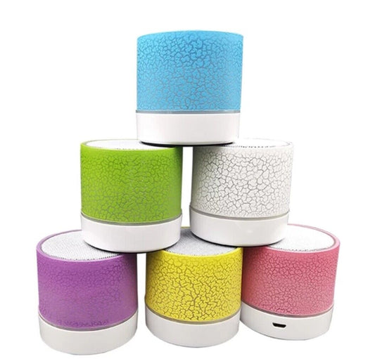Bocinas Bluetooth Parlantes Portables Recargables Altavoz Portatil con Luz Led
