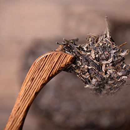 200g Pu-erh cha Tea Cake High Mountain Ancient Trees Early Spring Pure Material