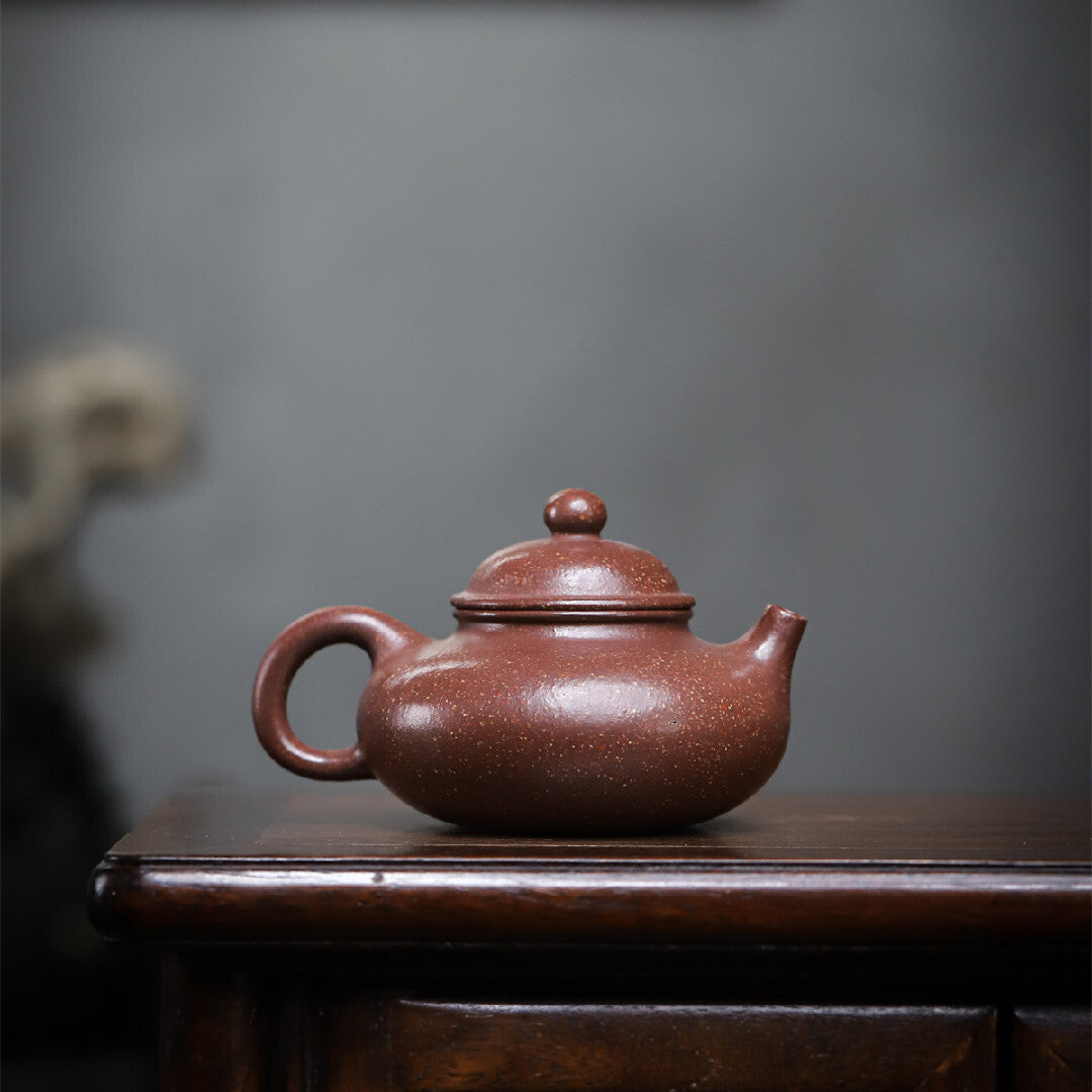 180cc True Yixing Zisha Clay Tea Pot Handmade Master Pot Marked Chinese Teapots