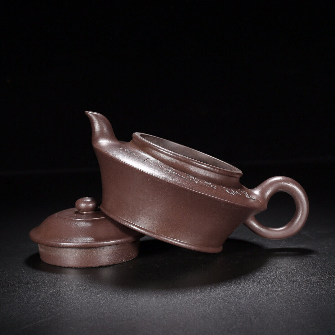 Chinese Yixing Zisha Clay Handmade Exquisite Teapot （如扁 底款：顾景舟）