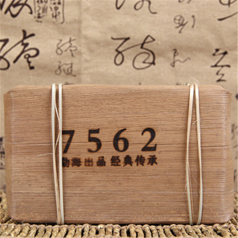 Ripe Pu Erh Tea Brick 7562 Menghai Xinghai Yunnan Aged Puer Tea 250g
