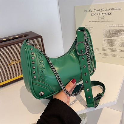 Gothic Bag Vintage Shoulder Bag Metal Chain Synthetic Leather Handbag 26*17*6 CM