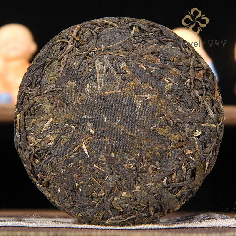 100G raw Pu'er tea cake Yunnan deep mountain old tree Pu'er -