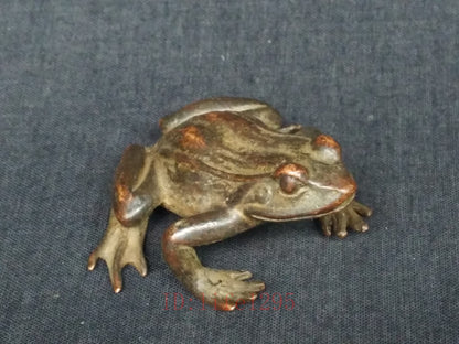 Collection Chinese old Bronze handmade cast Frog Statue Paperweight home deco