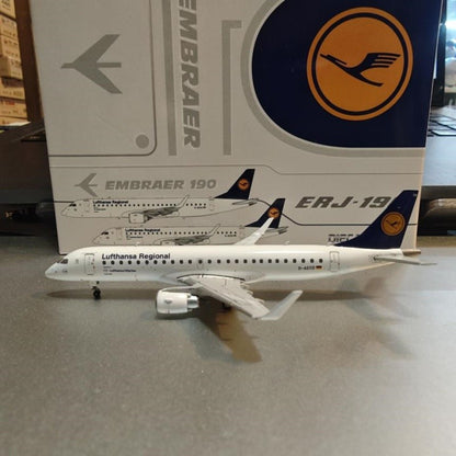1:400 JC Wings Lufthansa Embraer ERJ-190LR Passenger Diecast Airplane Model