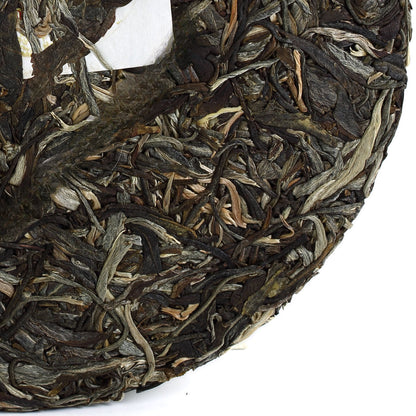 357g Yunnan puer Pu'er Puerh Tea Iceland King Raw Cake Spring Ancient Tea
