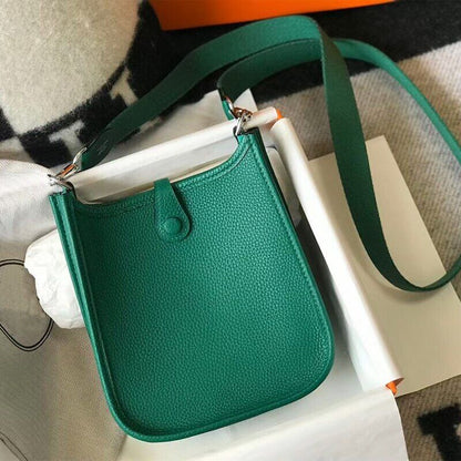 2022 NEW Women's Bucket Bag Handbag Hollowed Crossbody Bag Leather