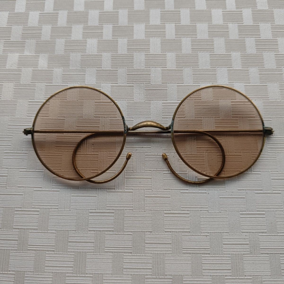 Vintage Round Crystal Sunglasses Old Shanghai Tea Tint Hook Eyewear Photo Prop
