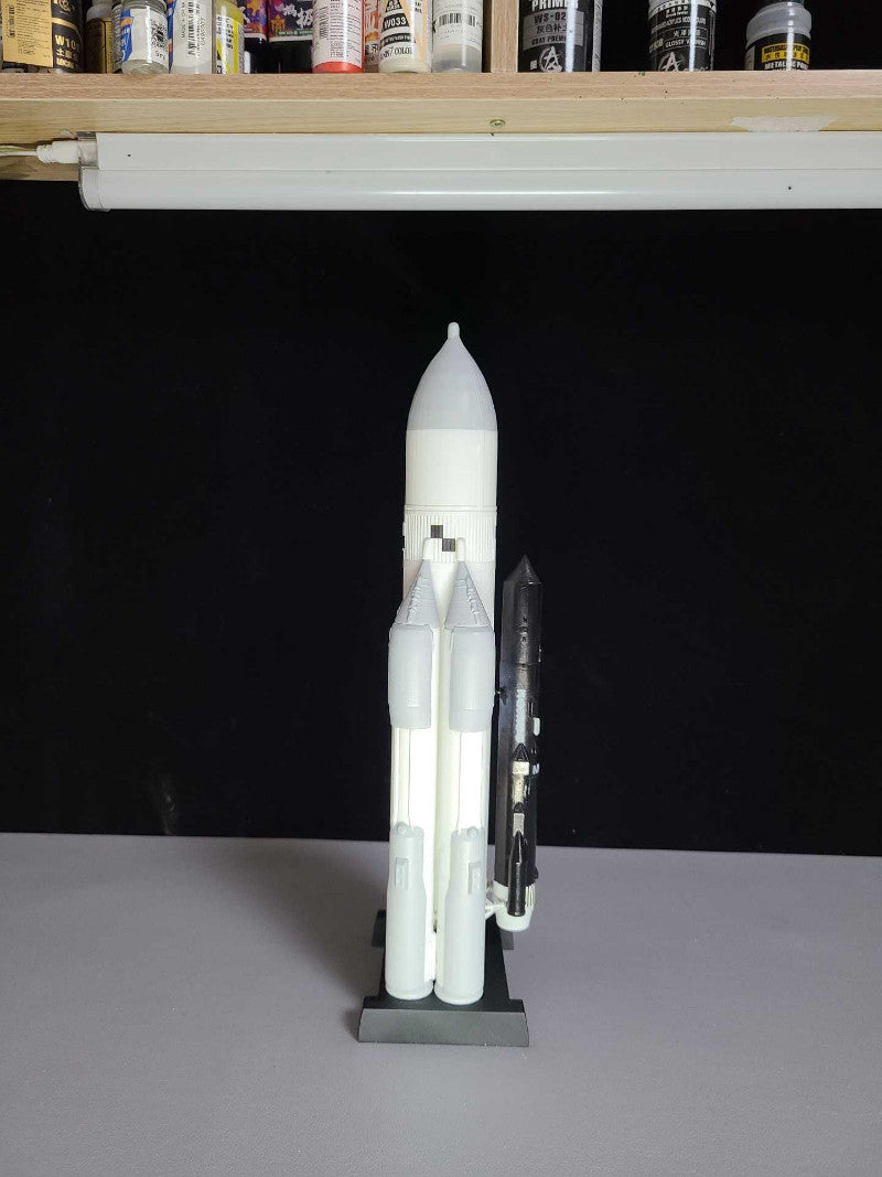 1:200 Scale Energia 11K25 with Polyus Space Shuttle Model Painted Finished