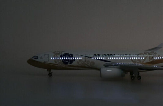 47CM AIR CHINA AIRBUS A330 Passenger Plane Led Sound Light Resin Aircraft Model