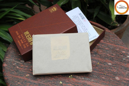 Amber Hu Po Chun 2012 Haiwan Lao Tong Zhi Pu-erh Puer Tea Ripe Puer Brick 250g