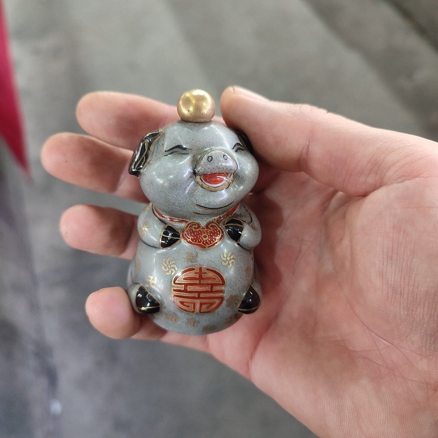 Chinese Porcelain Snuff Bottle Important Ceramics Work Pig Art Statue Painting