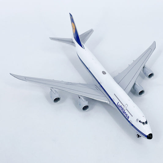 1:400 NGmodels Lufthansa B747-8 D-ABYM Passenger Airplane Diecast Model