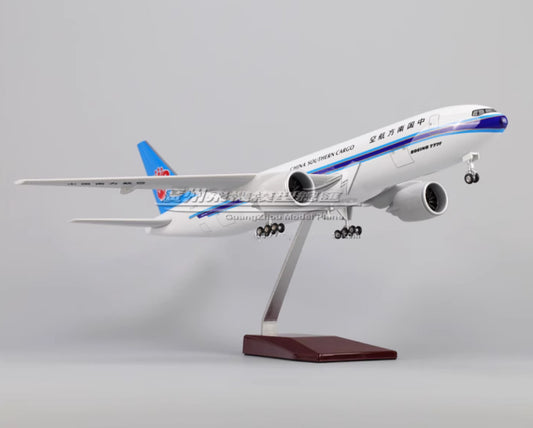 47CM 1:157 CHINA SOUTHERN CARGO BOEING 777F Airplane Landing Gears Resin Model
