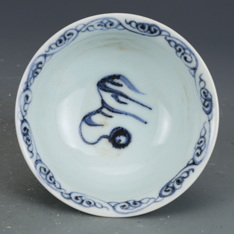 3.7" Chinese Yuan Blue-and-white Porcelain Luck Animal Dragon High Foot Cup