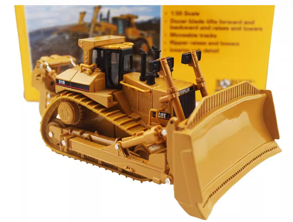 1:50 Norscot D11R Track-Type Tractor Dozer Bulldozer Machine Diecast Model