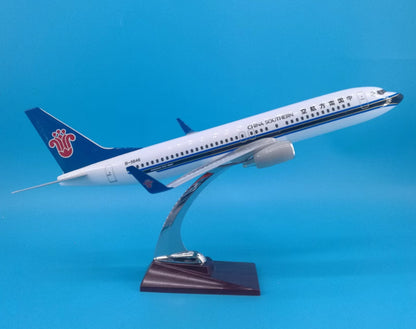 40CM CHINA SOUTHERN BOEING 737-800 B-5646 Passenger Airplane Resin Plane Model