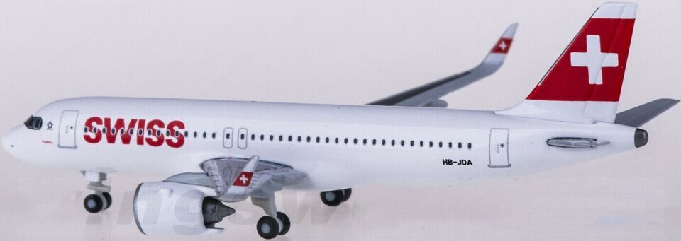 1:500 Herpa SWISS AIRBUS A320neo Passenger Aircraft Diecast Airplane Plane Model