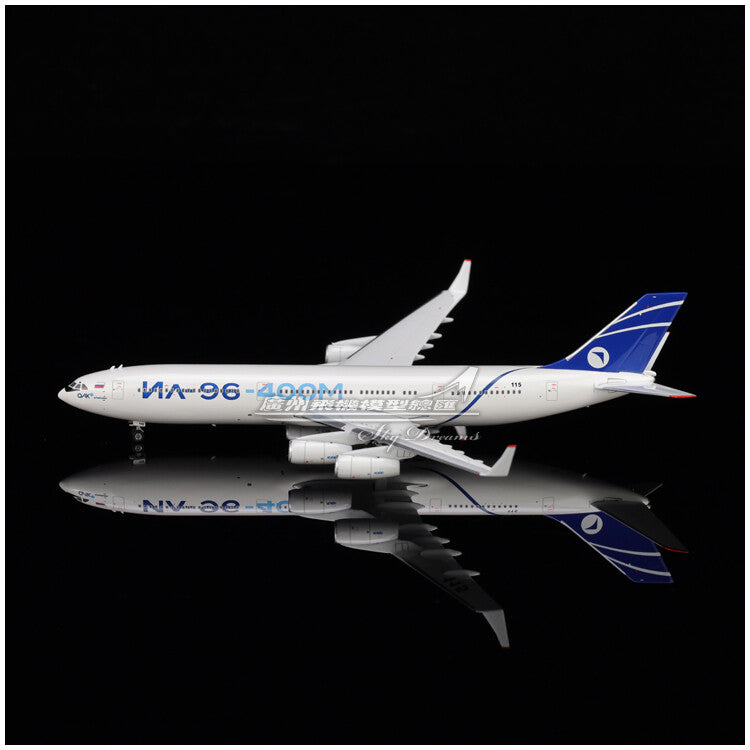 1:400 Phoenix UAC-United Aircraft Ilyushin Il-96-400T Airplane Diecast Model