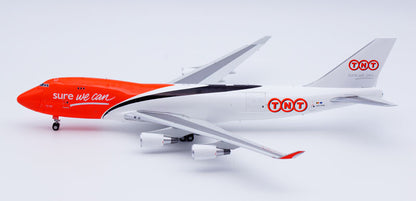 1:200 JC Wings TNT BOEING B747-400F Passenger Airplane Diecast Aircraft Model