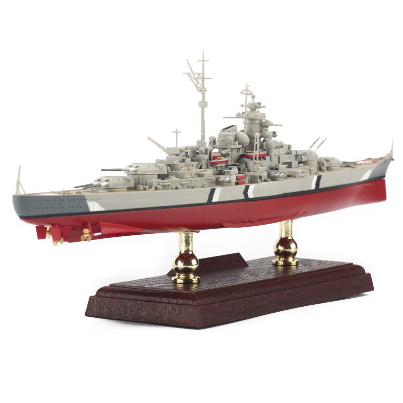 Forces of Valor Germany Bismarck battleship Series 1/700 diecast model ship