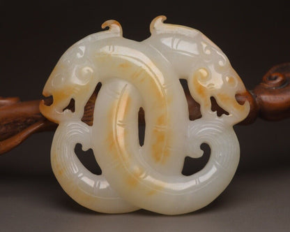 Top Chinese Natural Hetian Jade Carving Dragon Statue Exquisite Pendant Jewelry
