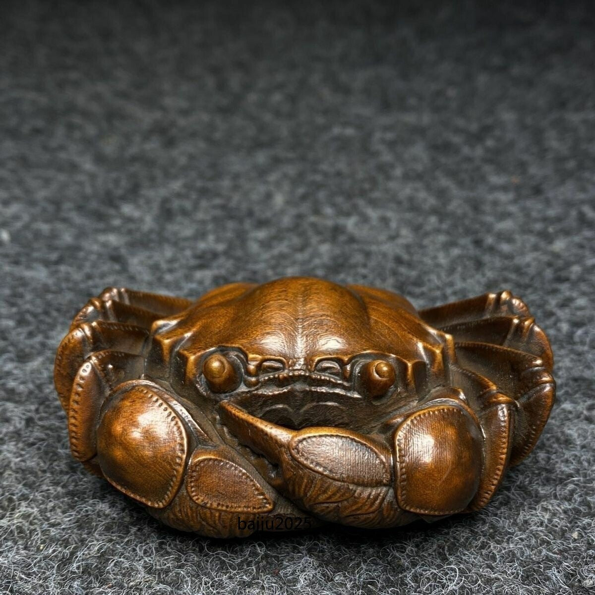 Chinese boxwood hand carved wealth crab Figure statue netsuke old collectable