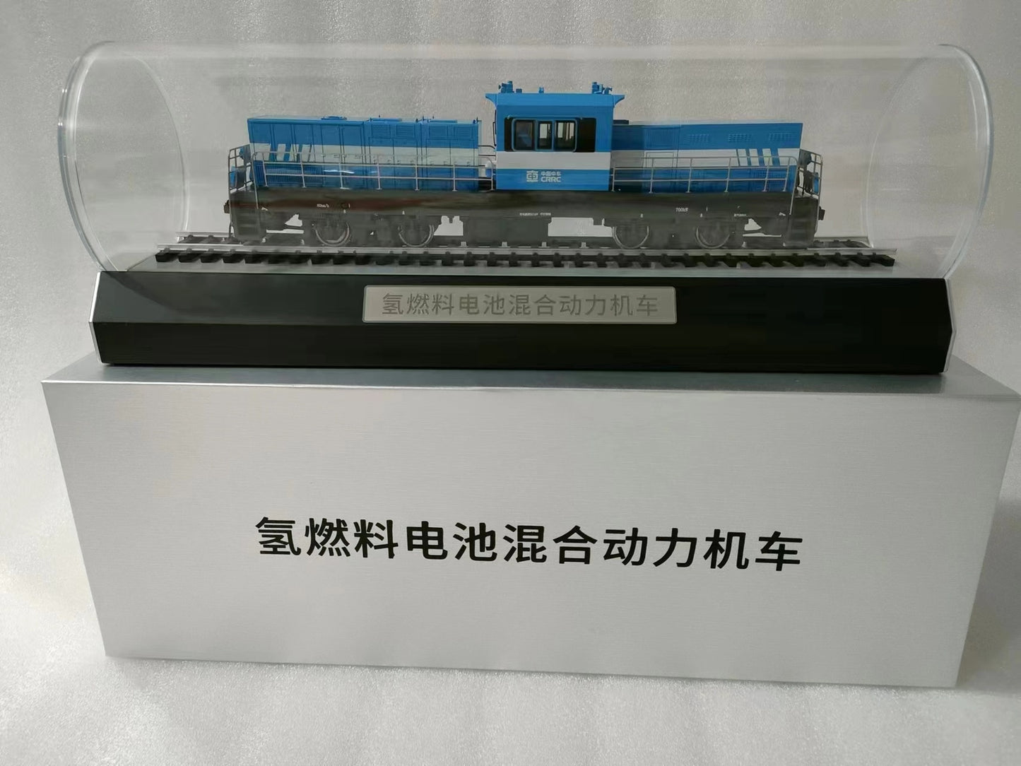 1:48 Hydrogen Fuel Cell Hybrid Locomotive Passenger Car Diecast Train Model