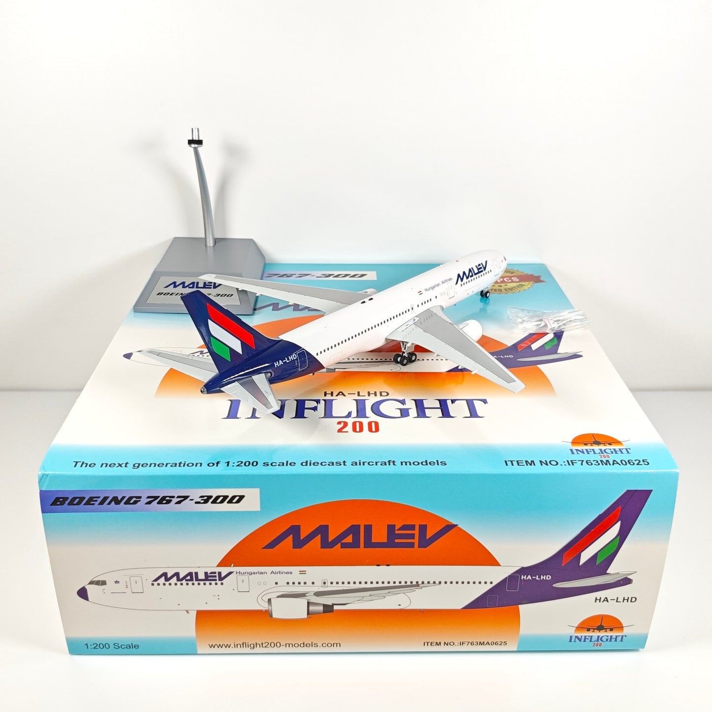 1:200 InFlight MALEV B767-300 HA-LHD Passenger Airplane Diecast Plane Model