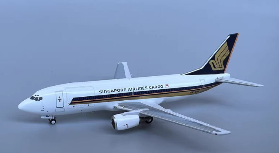 1:400 Panda SINGAPORE AIRLINES BOEING 737-300 Passenger Airplane Diecast Model