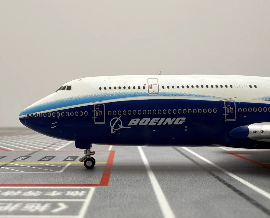 1:400 HX Models BOEING 747-8 Passenger Plane Airplane Diecast Aircraft Model