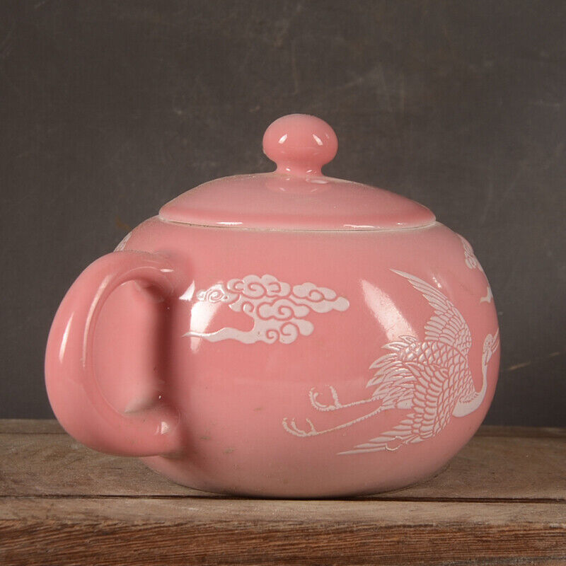 Jingdezhen Porcelain Peach Blossom White Crane Piercing Cloud Holding Pot Teapot