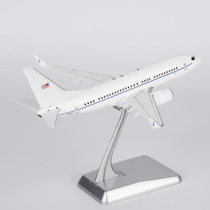 1:200 NGmodels USAF Boeing 737-700 620149 Passenger Airplane Diecast Plane Model